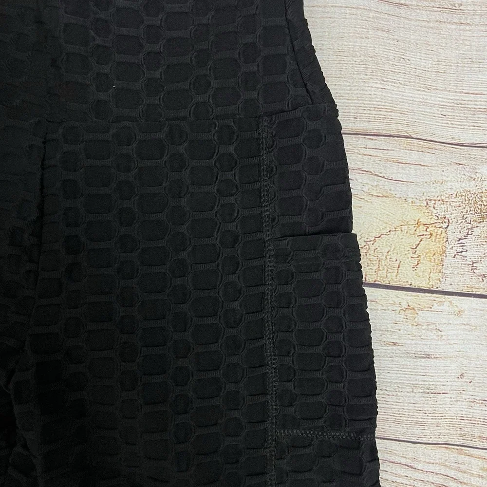 New With POCKETS Black‎ Honeycomb Scrunch Butt Leggings Size S/M Butt Lifting
